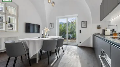 Квартира с 3 комнатами в Дёблинг, Австрия № 172248