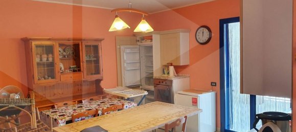 Estacionamento de 3 divisões em Torchiarolo, Italy N.º 27958 2