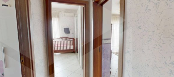 Квартира с 3 комнатами в Помильяно д’Арко, Италия № 24646 11