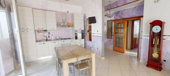 Квартира с 3 комнатами в Помильяно д’Арко, Италия № 24646 5