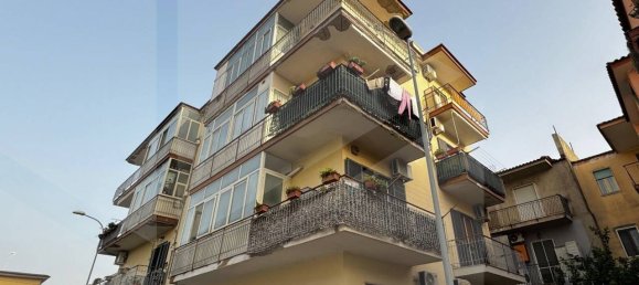 Квартира с 3 комнатами в Помильяно д’Арко, Италия № 24646 26