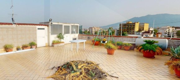 Квартира с 3 комнатами в Помильяно д’Арко, Италия № 24646 16