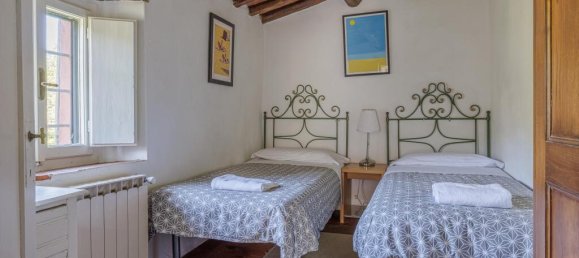 Земельный участок с 4 спальнями в Лукка, Италия № 57227 12