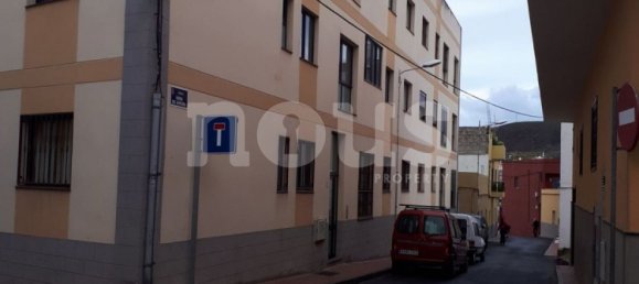 Apartamento de 3 dormitorios en Valle de San Lorenzo, Spain No. 16202 6