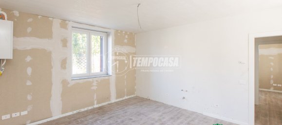 Квартира с 1 спальней в Бусто Арсицио, Италия № 348720 8