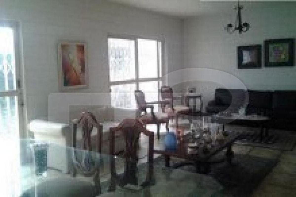 Casa de 3 dormitorios en Sao Paulo, Brazil No. 459220