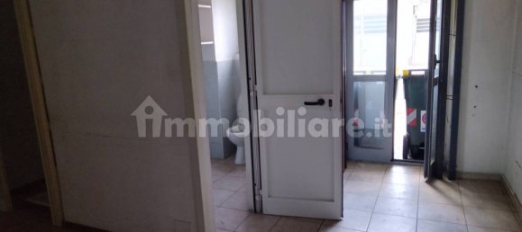 2 rooms Commercial property in Turin, Italy No. 160000 5