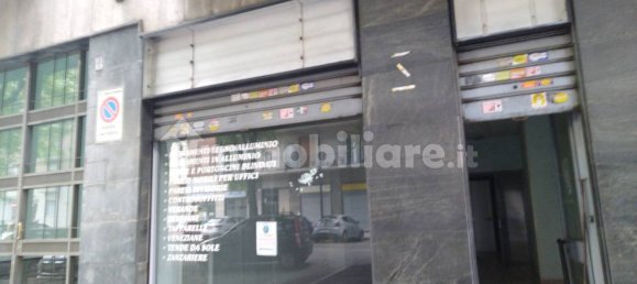 2 rooms Commercial property in Turin, Italy No. 160000 17
