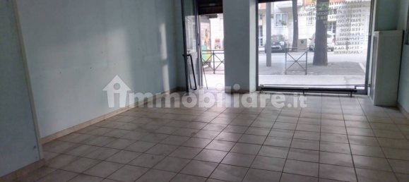 2 rooms Commercial property in Turin, Italy No. 160000 9