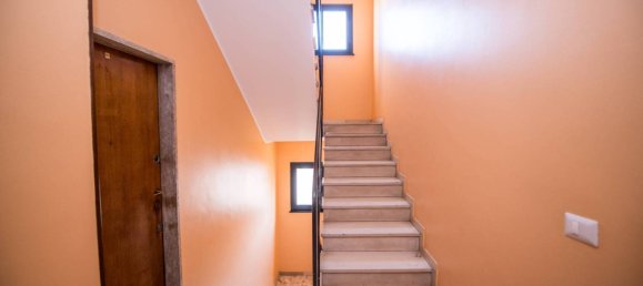 1 bedroom Apartment in Milan, Italy No. 295232 2