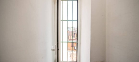 1 bedroom Apartment in Milan, Italy No. 295232 42