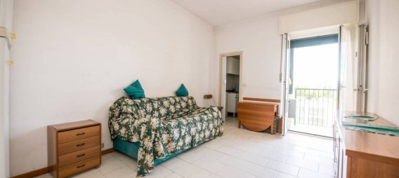 1 bedroom Apartment in Milan, Italy No. 295232 24