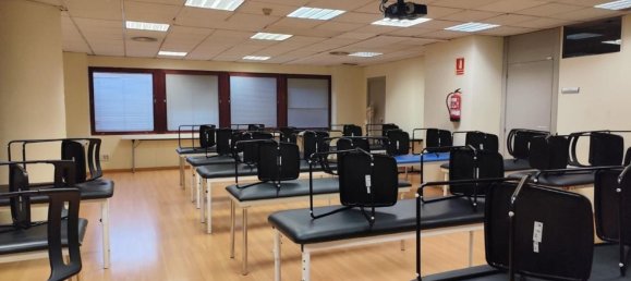 Gewerbliche Immobilie in Barcelona, Spain 1400m², Nr. 88773 3