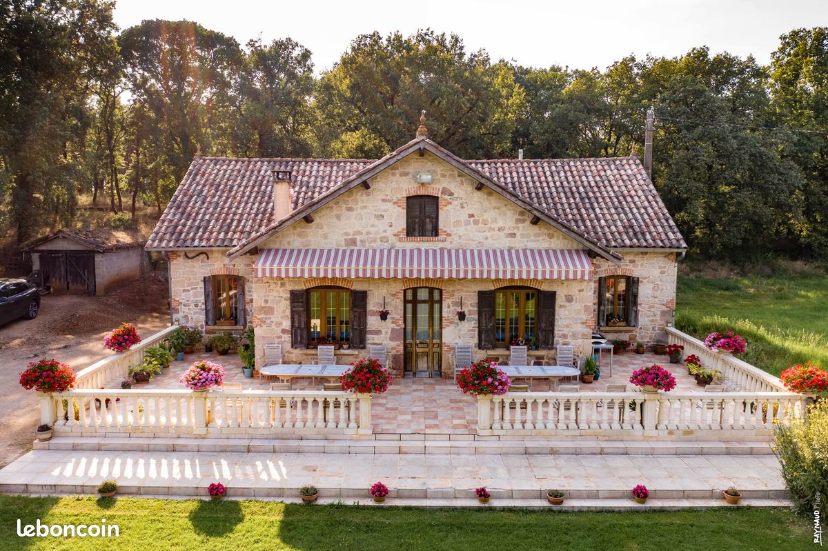 Casa de 3 dormitorios en Albi, France No. 339017