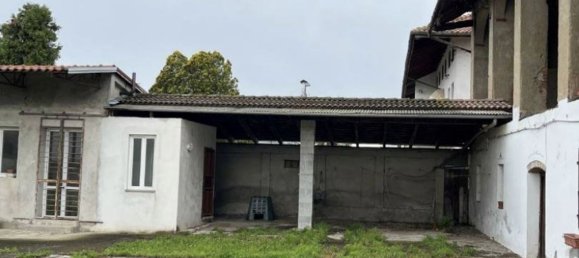 3 Schlafzimmer Haus in Tronzano Vercellese, Italy, Nr. 358615 5