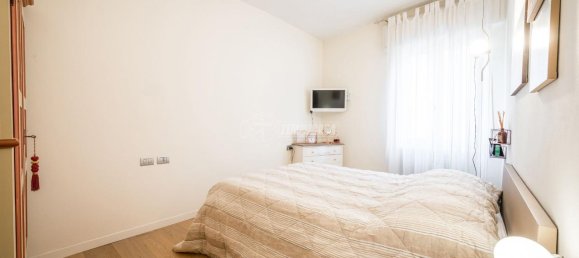 2 rooms Apartment in Monza, Italy No. 110569 8