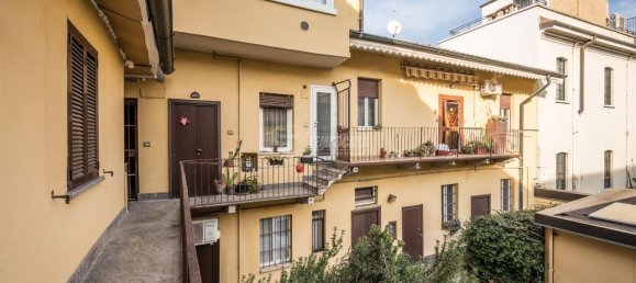 2 rooms Apartment in Monza, Italy No. 110569 12