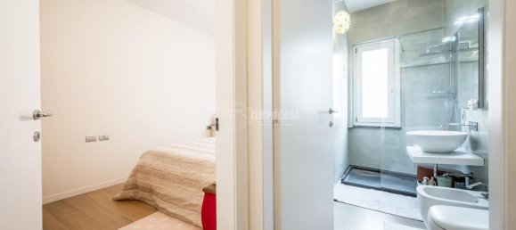 2 rooms Apartment in Monza, Italy No. 110569 7