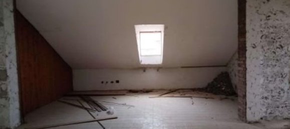 Квартира с 3 комнатами в Вогера, Италия № 95458 13