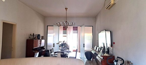 12 rooms House in Suzzara, Italy No. 338431 25