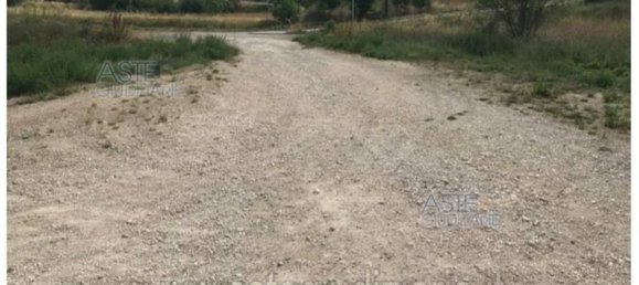 290m² Commercial property in San Demetrio ne' Vestini, Italy No. 43167 2