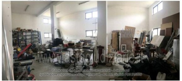 290m² Commercial property in San Demetrio ne' Vestini, Italy No. 43167 8