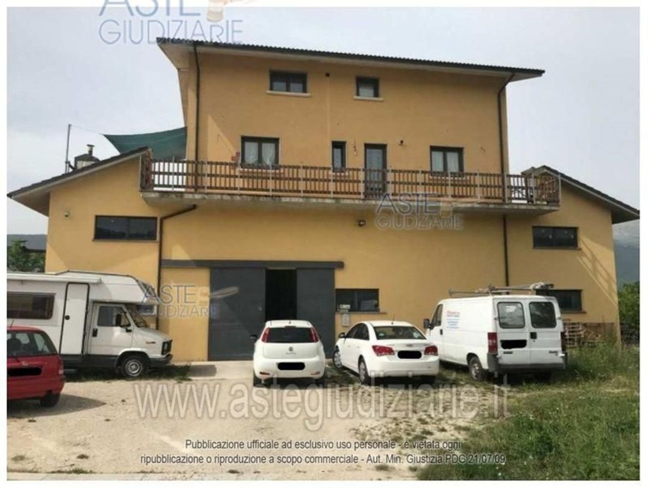 290m² Commercial property in San Demetrio ne' Vestini, Italy No. 43167