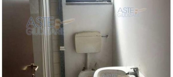 290m² Commercial property in San Demetrio ne' Vestini, Italy No. 43167 12