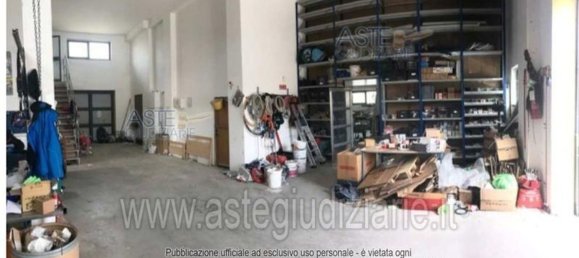 290m² Commercial property in San Demetrio ne' Vestini, Italy No. 43167 6