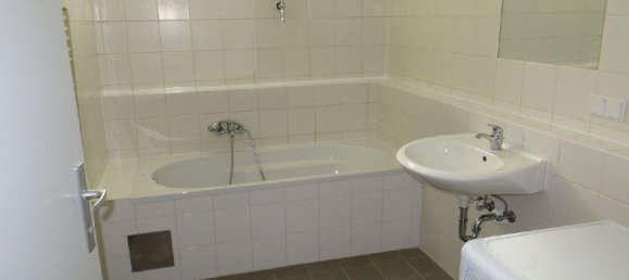 2-salle Appartement à Rudolfsheim-Funfhaus, Austria No. 207374 8