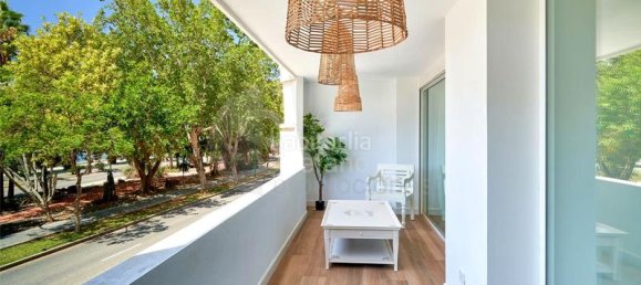 4 Schlafzimmer Wohnung in El Limonar, Spain, Nr. 48828 5