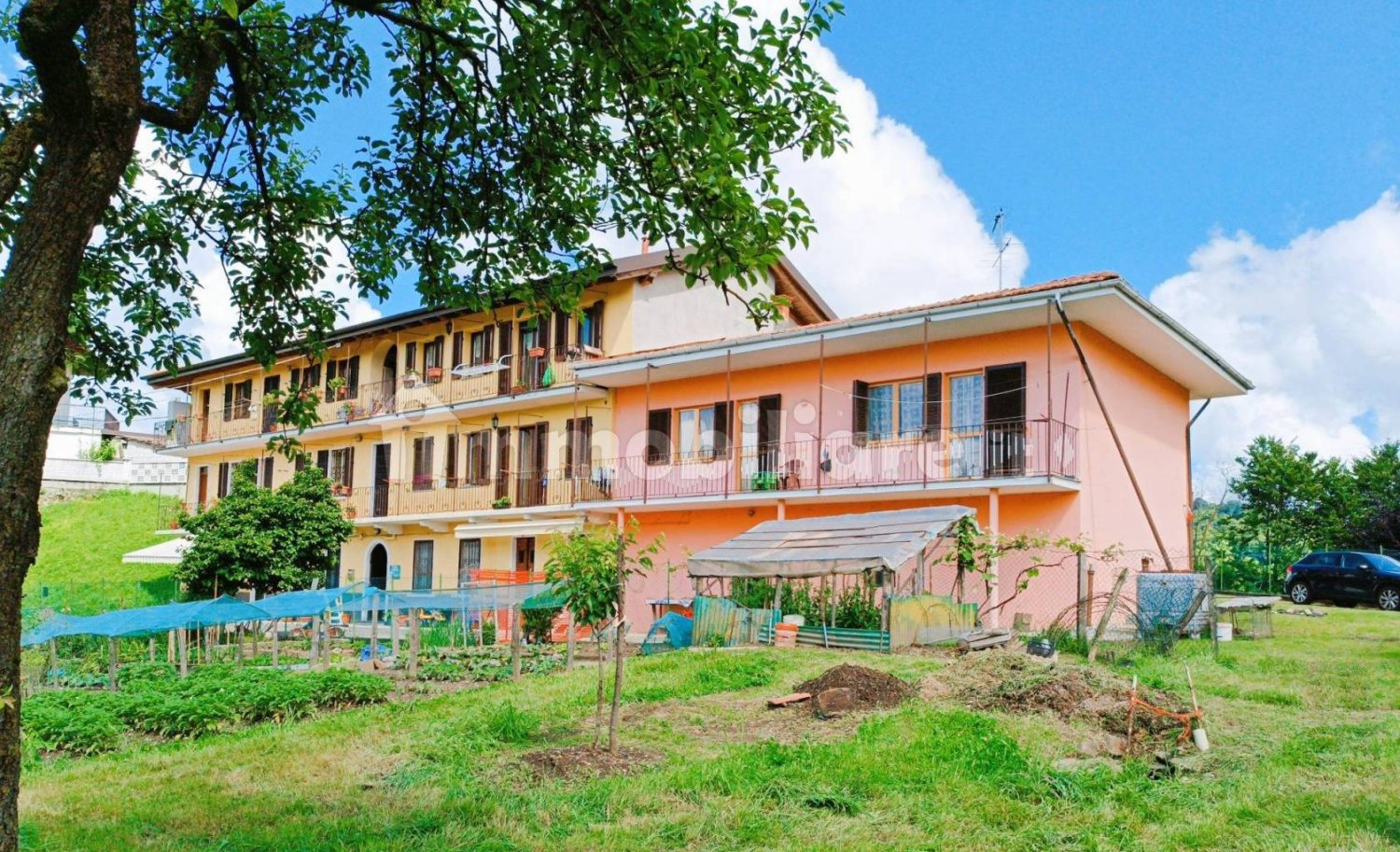 2 bedrooms House in Miasino, Italy No. 166348