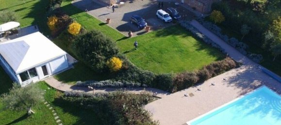 Casa de 12 dormitorios en Foiano della Chiana, Italy No. 56940 6