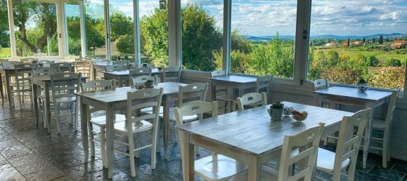 Casa de 12 dormitorios en Foiano della Chiana, Italy No. 56940 5