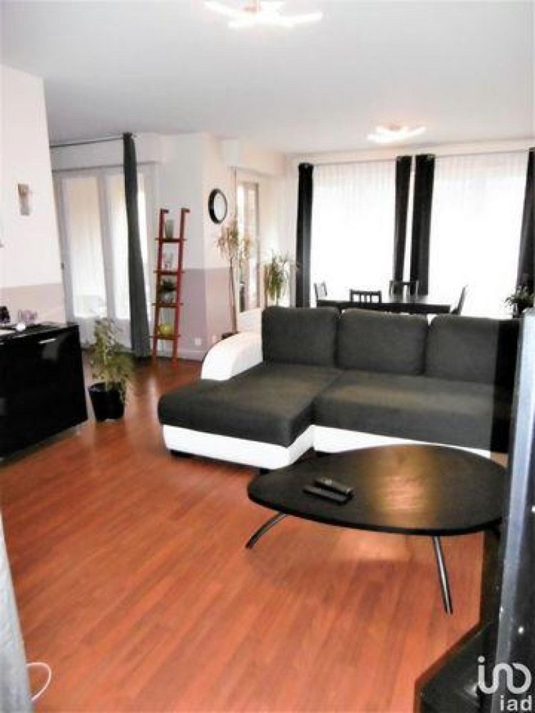 3 chambres Condo à Vernouillet, France No. 35126