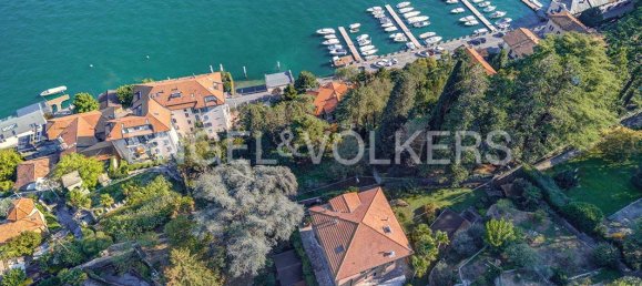 Вилла с 4 спальнями в Карате Урио, Италия № 127885 15