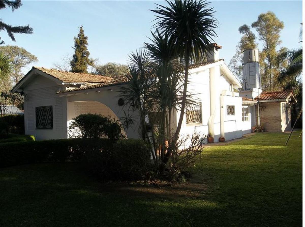 Дом с 2 спальнями в Итусаинго, Аргентина № 89079