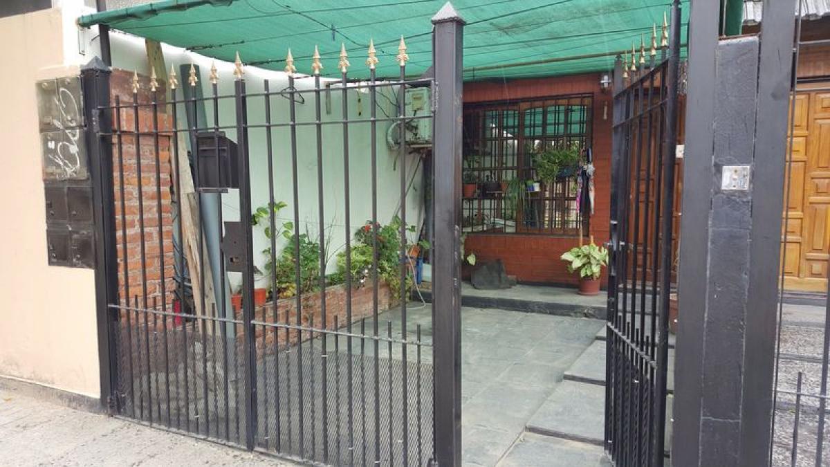 2 غرف نوم منزل في Moron, Argentina رقم 103244