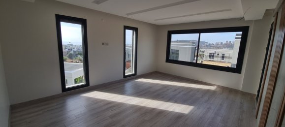 4 bedrooms Villa in Kusadasi, Turkey No. 20868 10