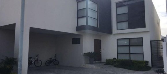 Casa de 3 dormitorios en Querétaro, Mexico No. 167139 2