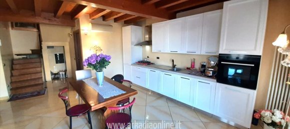 7غرفة فيلا في Fiorenzuola d'Arda, Italy رقم 78082 4