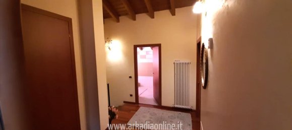 7غرفة فيلا في Fiorenzuola d'Arda, Italy رقم 78082 22