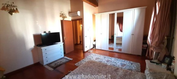 7غرفة فيلا في Fiorenzuola d'Arda, Italy رقم 78082 21