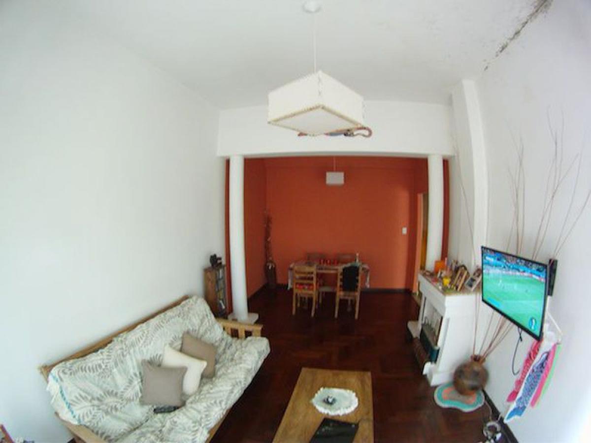 2 bedrooms House in Buenos Aires, Argentina No. 93385