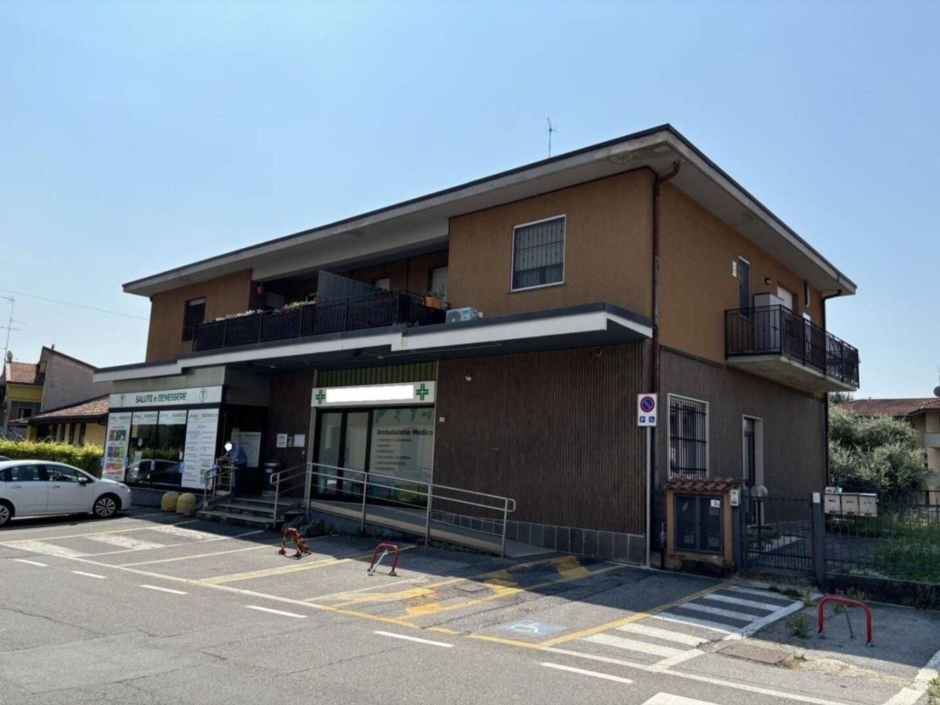 2 rooms Apartment in Bonate Sopra, Italy No. 184999