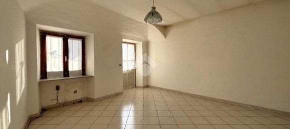 4 rooms House in Caravino, Italy No. 149411 11
