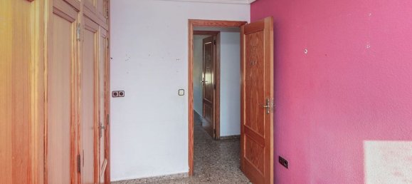 Квартира с 4 спальнями в Валенсия, Испания № 142621 2