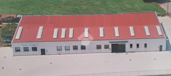 5-salle Entrepôt à Besnate, Italy No. 293763 10