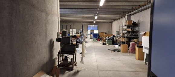 5-salle Entrepôt à Besnate, Italy No. 293763 45