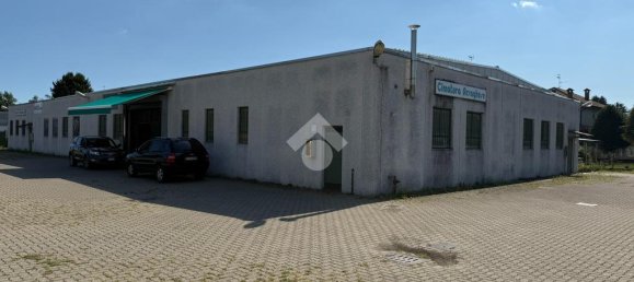 5-salle Entrepôt à Besnate, Italy No. 293763 41
